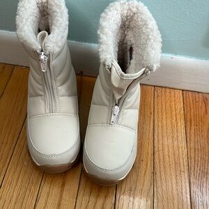 Girls Off-White Snow Boots - Size 13 - Brand New